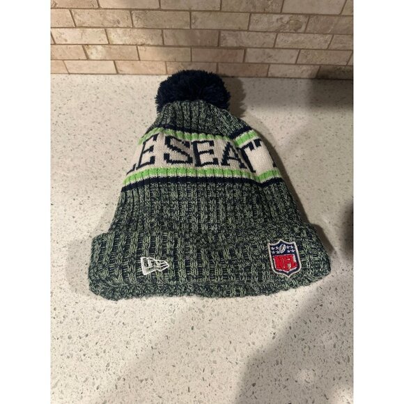 Men's Seattle Seahawks '47 College Navy Bering Cuffed Knit Hat with Pom - Picture 1 of 3